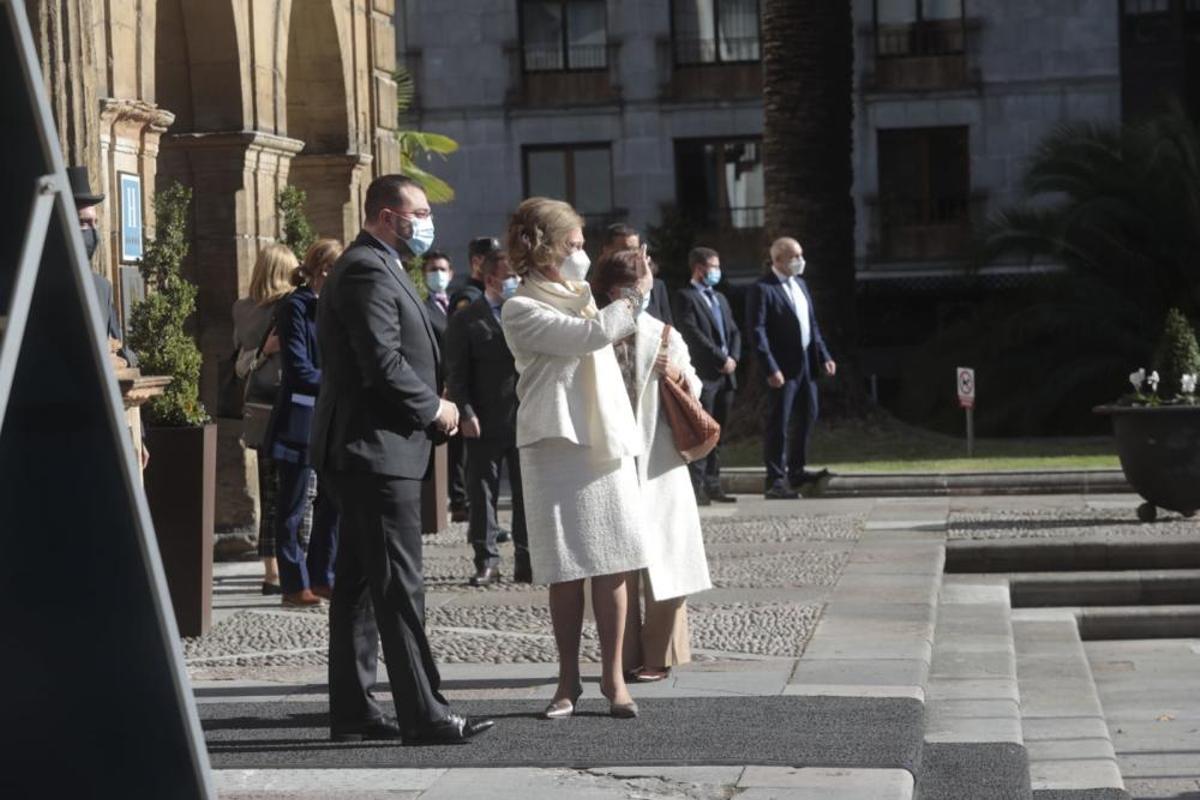 Llega la Reina Sofía para asistir a los "Princesa" Llega la Reina Sofía para asistir a los "Princesa"