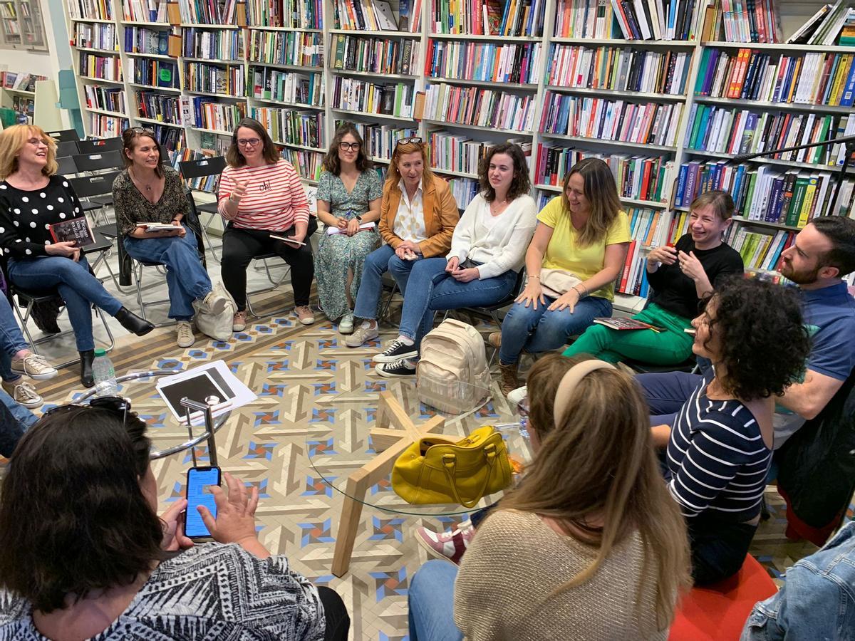 Taller de lectura independiente de Juan Naranjo, otra actividad englobada en El Tercer Piso.