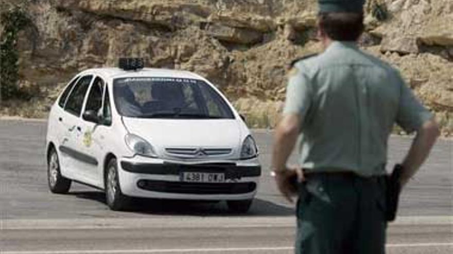Se busca en Castellón a un etarra que abandonó explosivos en un taxi