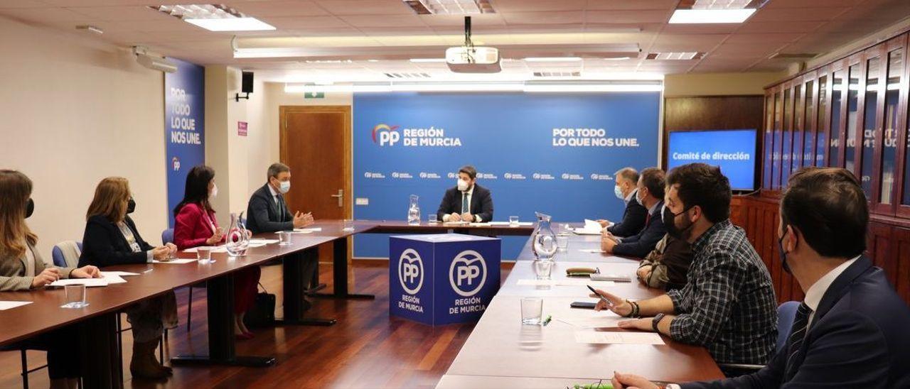 López Miras presidió ayer el comité de dirección del PP regional se reunió ayer.