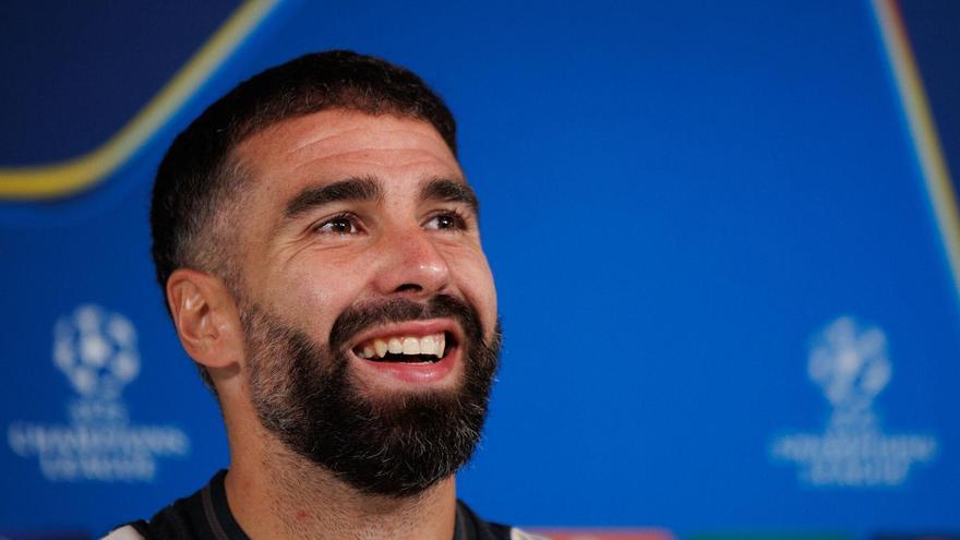 El defensa del Real Madrid Dani Carvajal durante la rueda de prensa posterior al entrenamiento del conjunto blanco.