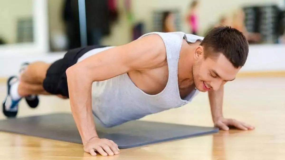 Flexiones de brazos.