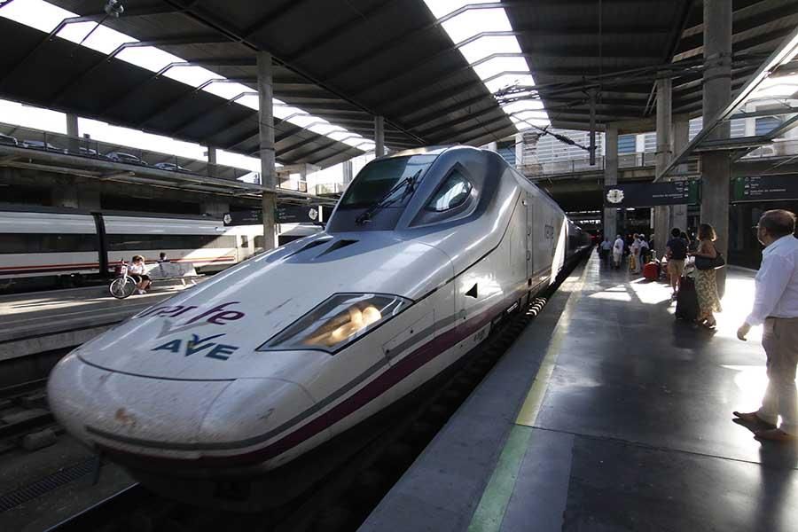 De Córdoba a Sierra Nevada en menos de dos horas