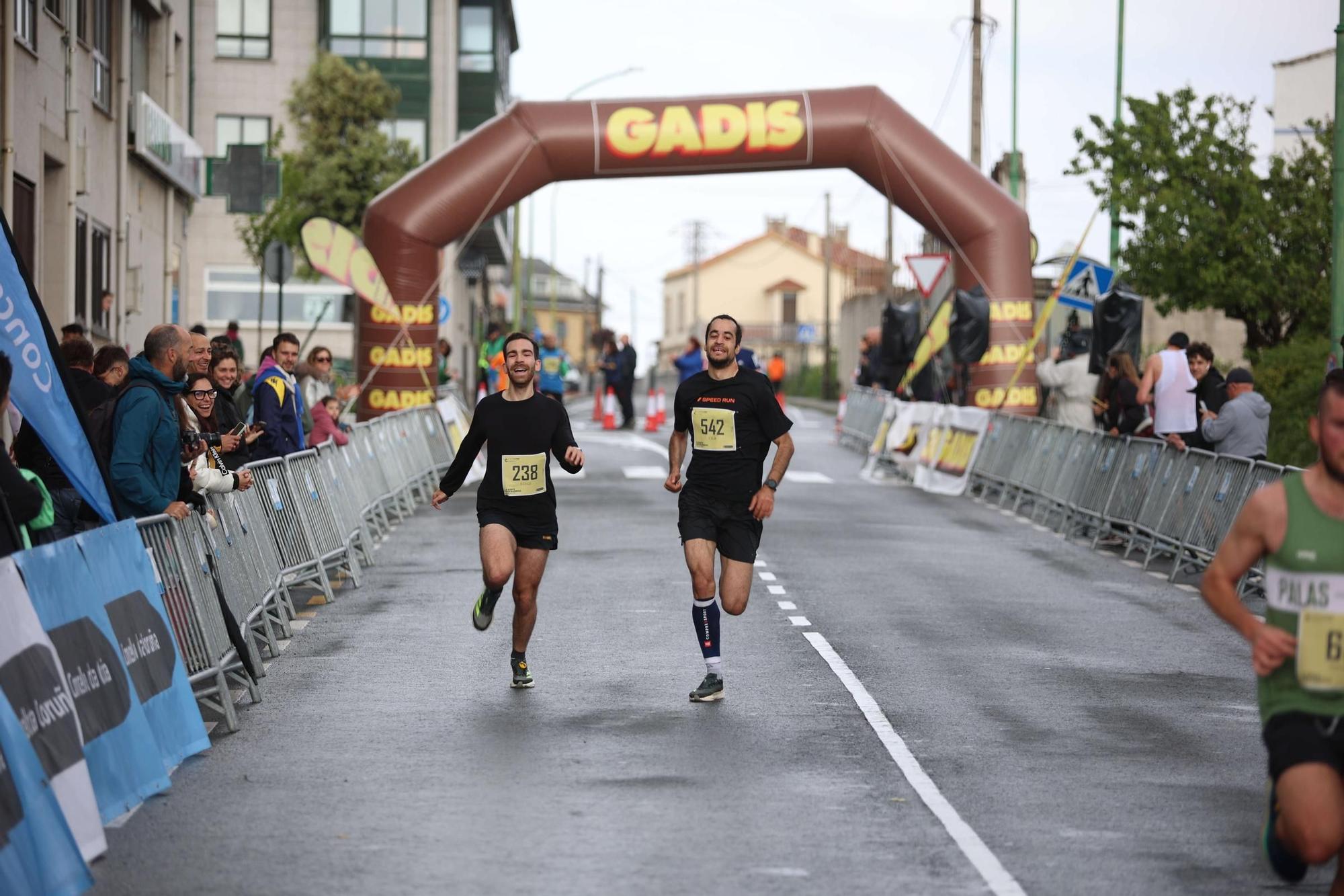 Facundo Medard y Alba Raso vencen en la Baixada Popular de Visma