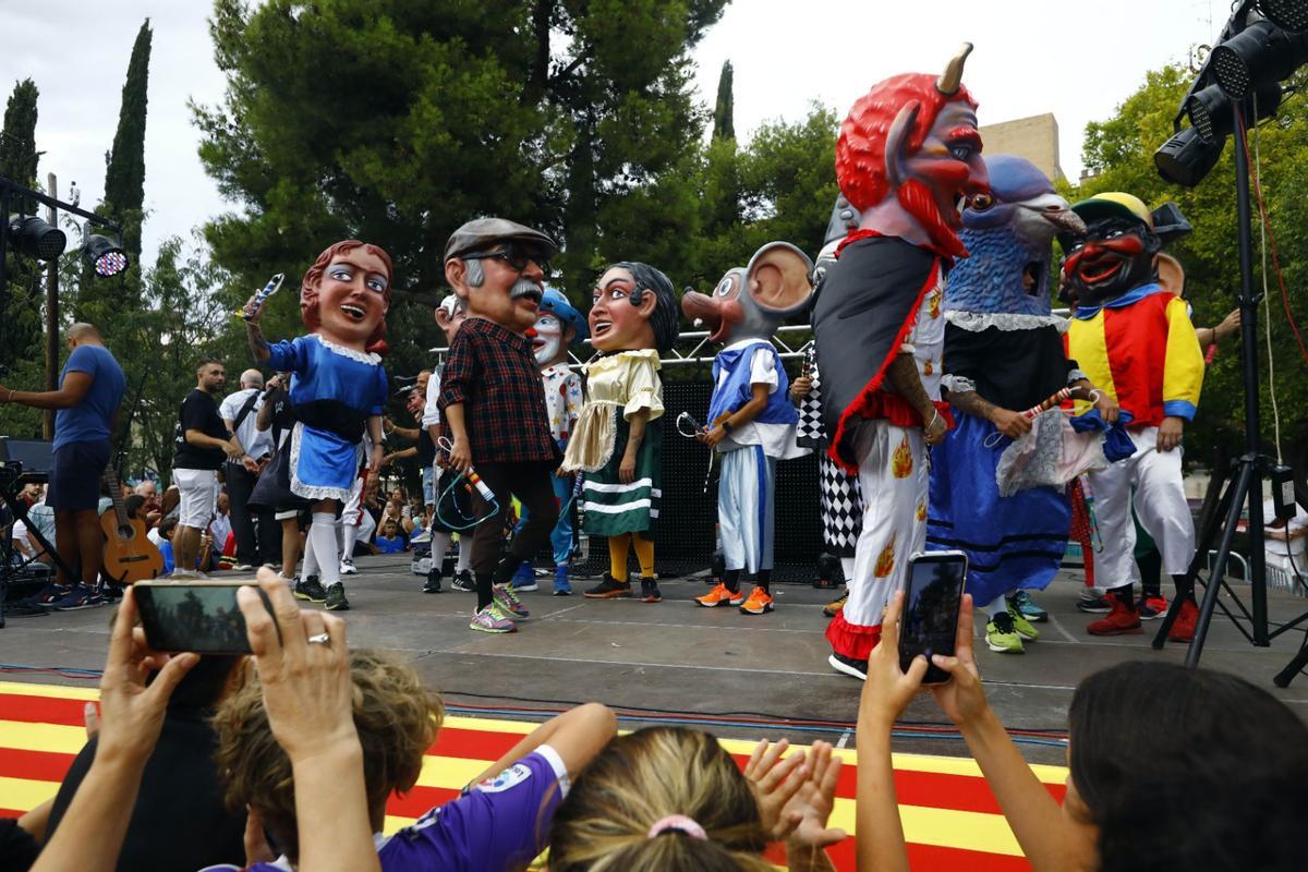 Gran ambiente en el inicio de las fiestas de San José