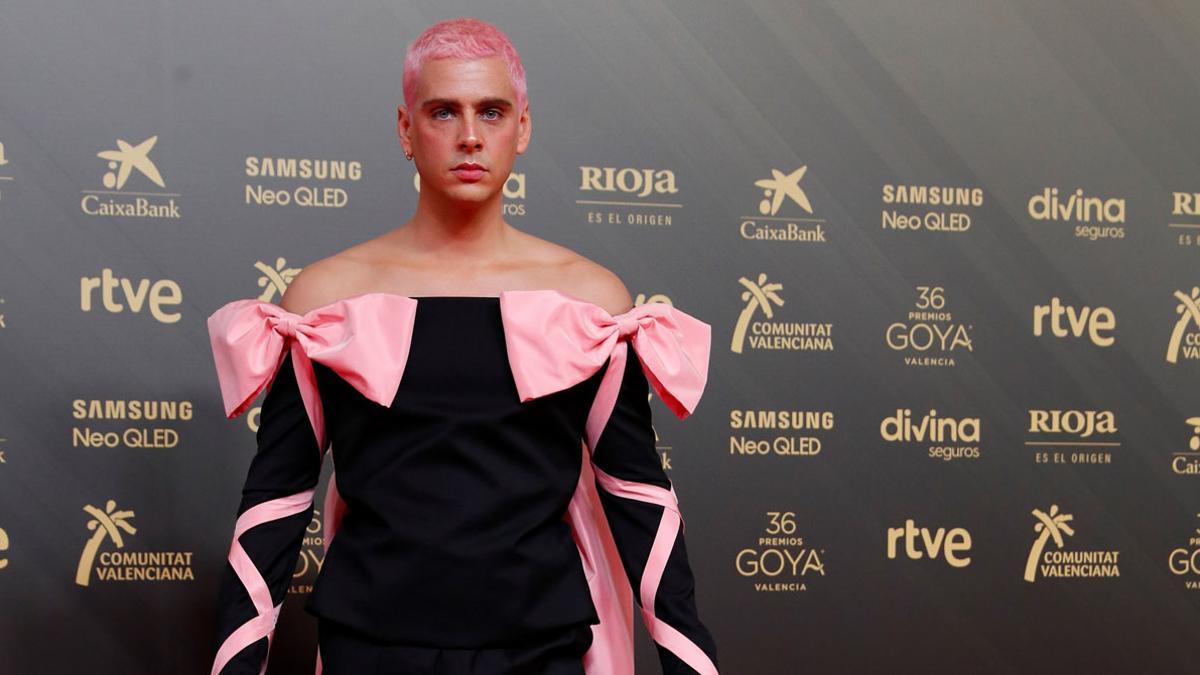 Eduardo Casanova, en la alfombra roja de la 36 edición de los Premios Goya.