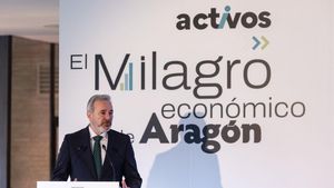 El presidente de Aragón, Jorge Azcón, en la inauguración del foro El milagro económico de Aragón, organizado por EL PERIÓDICO y activos.