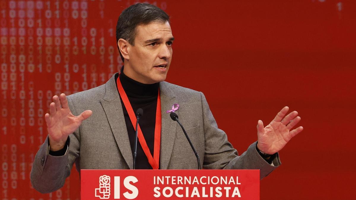 Sánchez, elegido presidente de la Internacional Socialista por aclamación