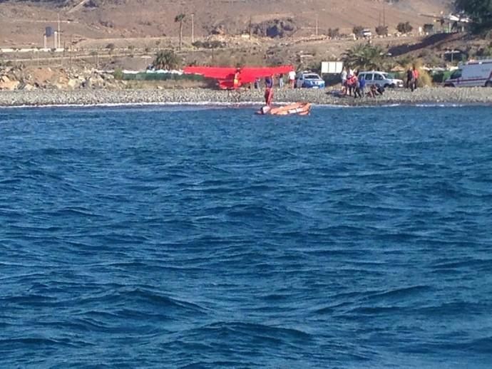 Cae una avioneta cerca de la Playa de Tarajalillo