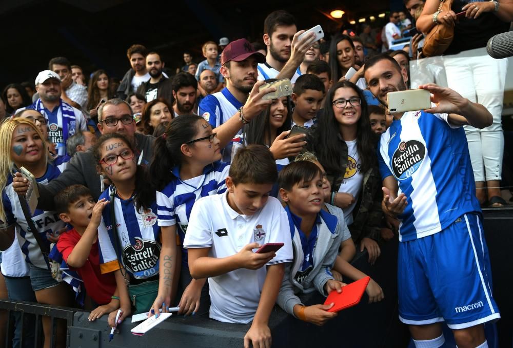 Presentación de los nuevos fichajes del Deportivo