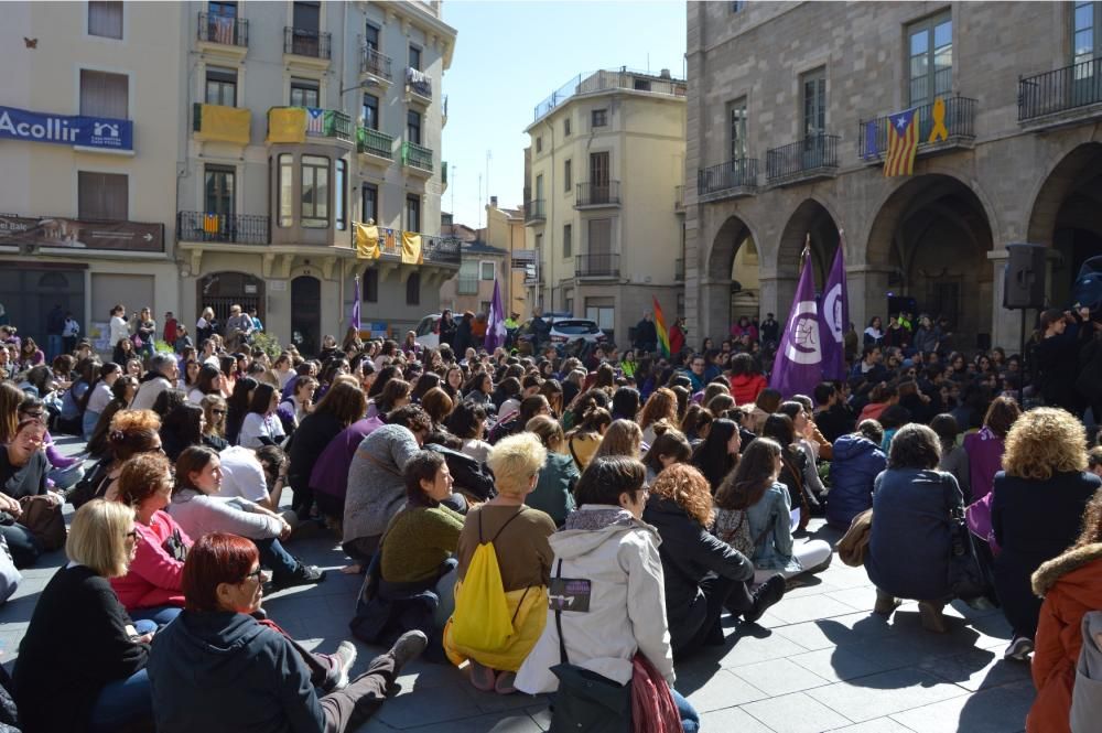 Passacarrers del 8-M a Manresa