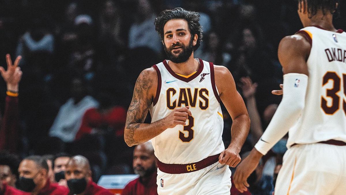 Ricky Rubio con la camiseta de los Cleveland Cavaliers