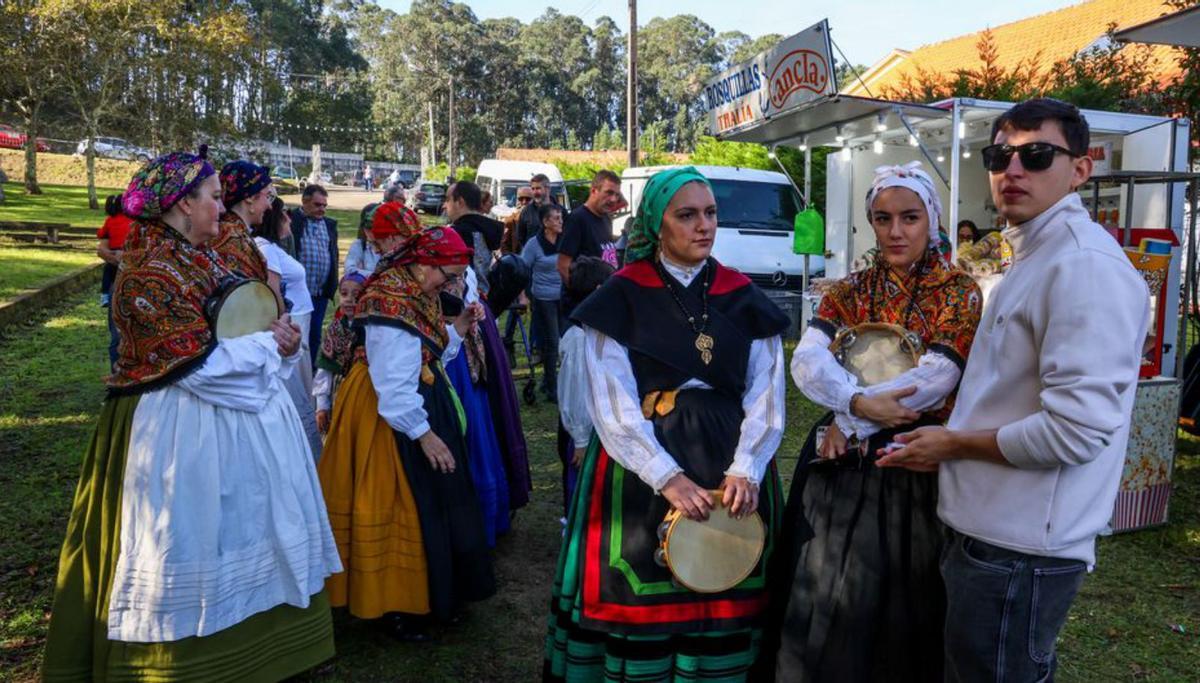 Equipo de cocina de la Festa dos Cogomelos. | Iñaki Abella