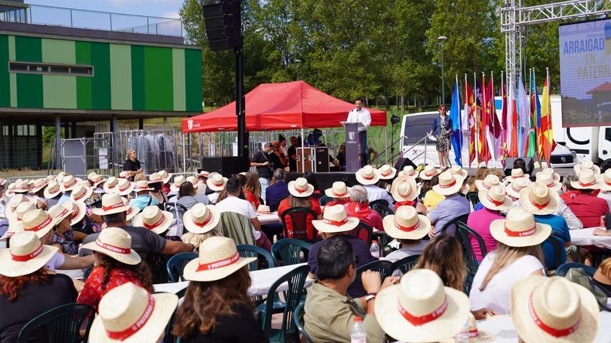 Cerca de 2.000 personas se citan en &quot;Arraigados Paterna&quot; para celebrar la riqueza social y cultural