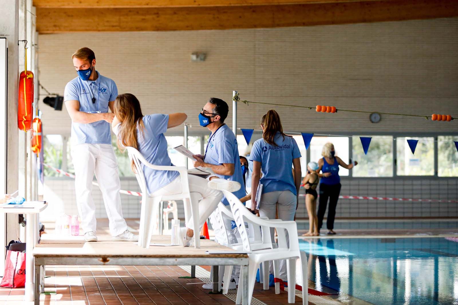 Las nadadoras ibicencas testean su nivel en la piscina de Can Coix, en Sant Antoni