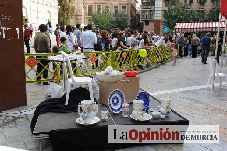 Taller de barro en la Plaza del Romea