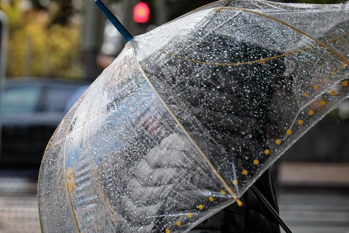 El jueves fue una jornada de lluvias en Santa Cruz de Tenerife debido a la dana.
