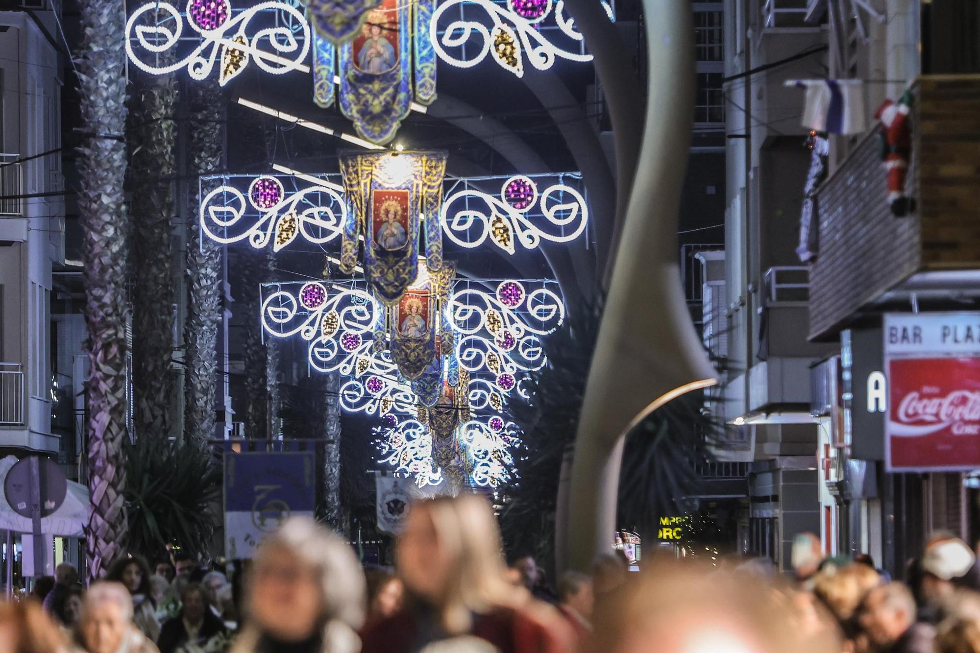 Inauguración del Belén Municipal e iluminación navideña en Torrevieja