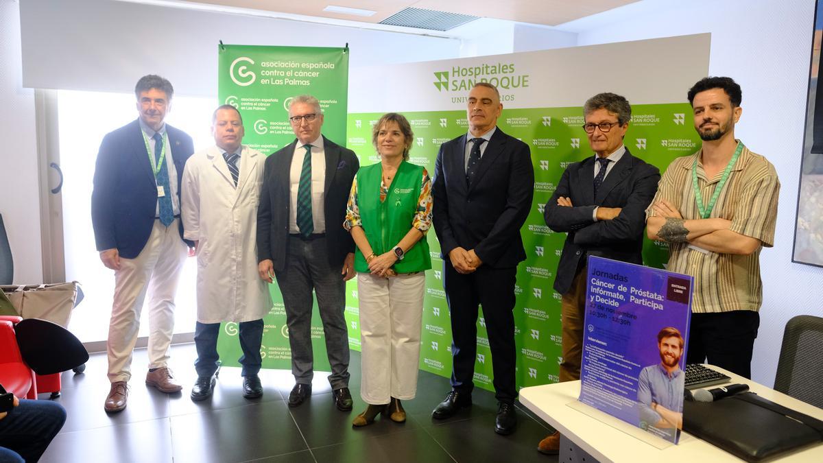 De izquierda a derecha, Pedro Lara, Javier Burgos, Pedro Prada, Marta Lloret, Javier Otero, Andrés Orozco e Ismael González, ayer, durante la celebración de las jornadas.