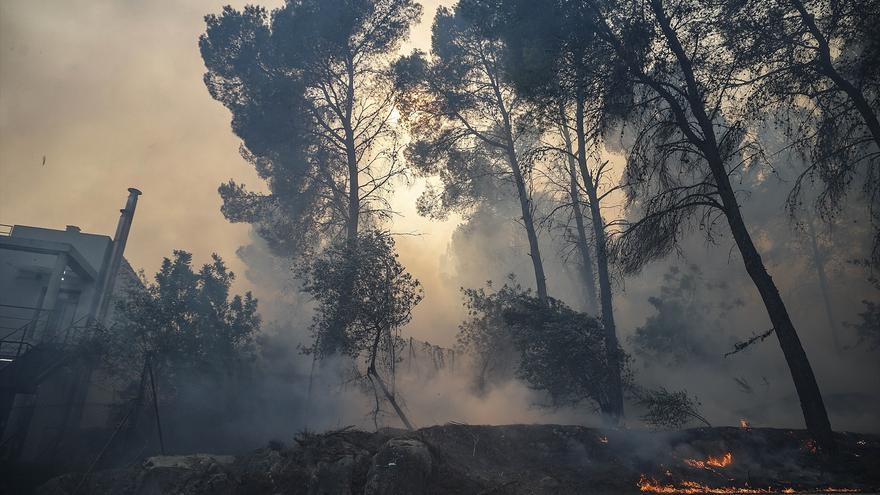 Levantadas todas las restricciones en los municipios afectados por el fuego de Montitxelvo, excepto en Ador