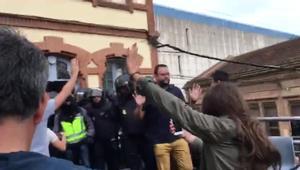 Incidents amb la policia a l’IES de Can Vilumara a l’Hospitalet