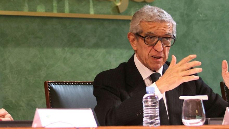 La Fundación Unicaja elige a otros dos despachos para el informe sobre la idoneidad de Medel para la presidencia