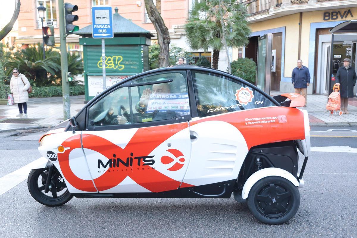 Galería | Así ha sido la presentación de los nuevos microvehículos eléctricos en Cáceres