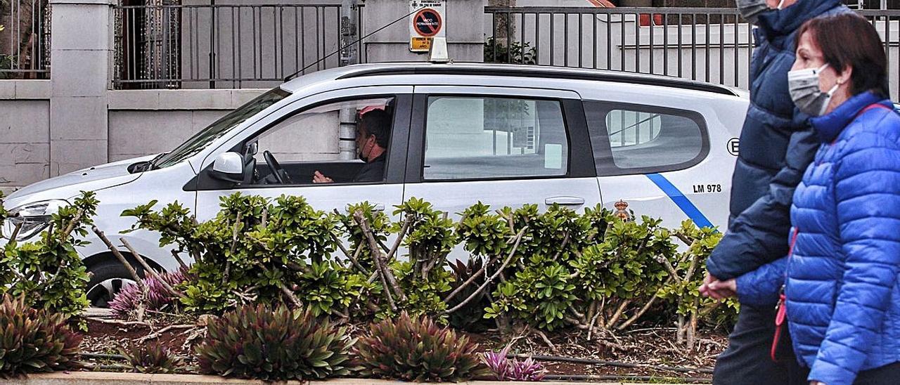 Un taxi en Santa Cruz de Tenerife.