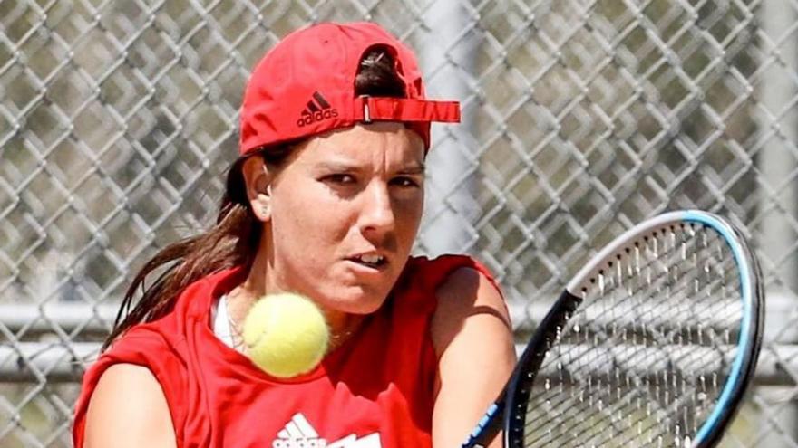 El sueño cumplido de Almudena Sanz: La tenista ovetense, tras su experiencia estadounidense, triunfa en el nuevo circuito master