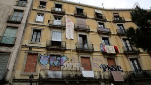 Barcelona compra la finca amb més història de la plaça de George Orwell