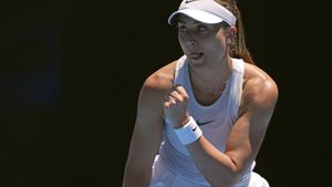 Paula Badosa of Spain reacts during her quarterfinal match against Coco Gauff of the U.S. during their quarterfinal match at the Australian Open tennis championship in Melbourne, Australia, Tuesday, Jan. 21, 2025. (AP Photo/Ng Han Guan) Associated Press/LaPresse. EDITORIAL USE ONLY/ONLY ITALY AND SPAIN