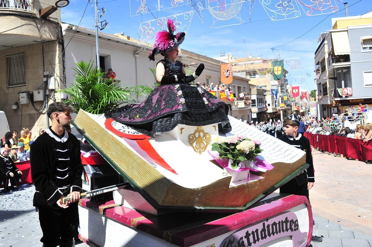 Fiestas de Moros y Cristianos en Petrer , Entrada Cristiana