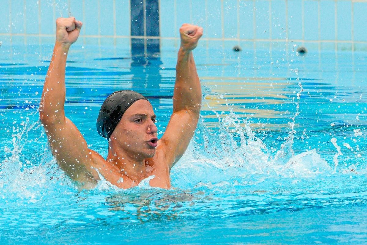 Metropole: Campeonato de España alevín y júnior de Verano de Natación Artística