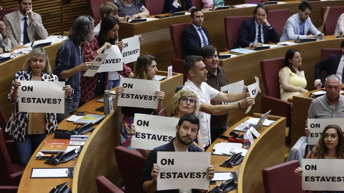 Las Corts suspende la sesión por una 'plantà' de Compromís a Mazón