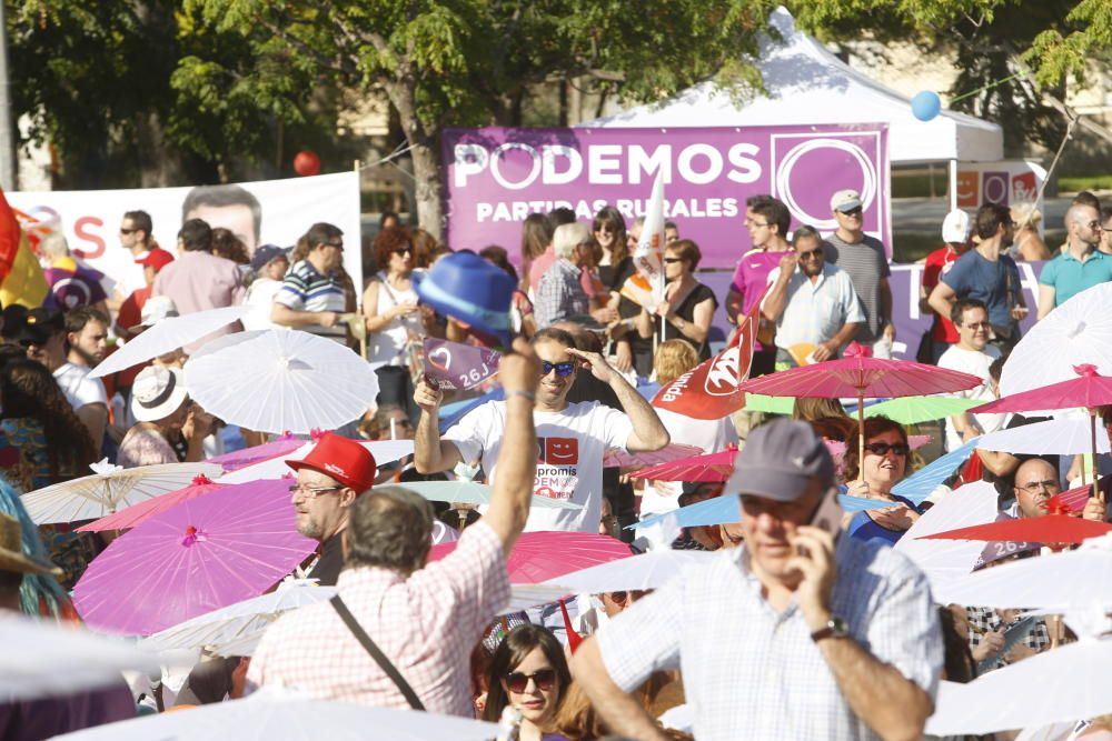 La coalición 'A la valenciana' ha celebrado este acto de campaña en el Parque Lo Morant