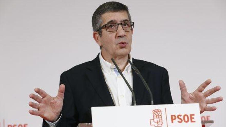 Patxi López anuncia que compta amb Pedro Sánchez per liderar el PSOE