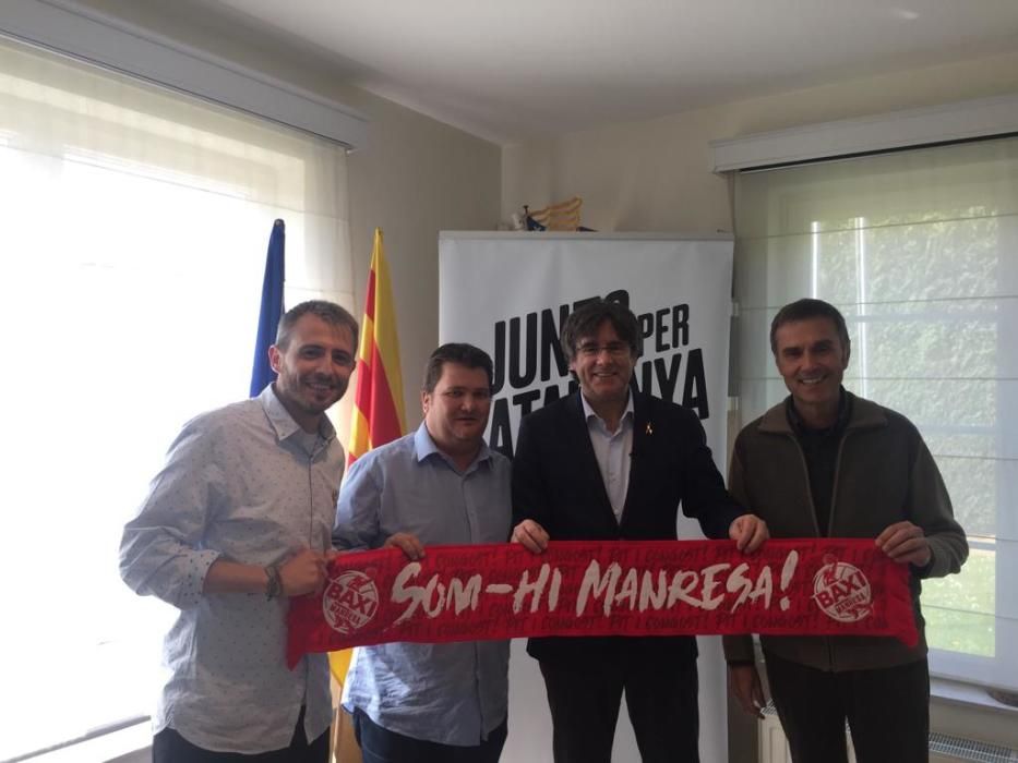 Visita de Junts per Manresa a Puigdemont