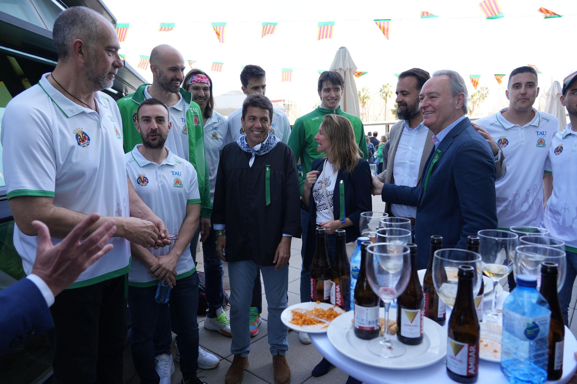 Fotos: La Bodeguilla de 'Mediterráneo' es el principal punto de encuentro durante las fiestas de la Magdalena