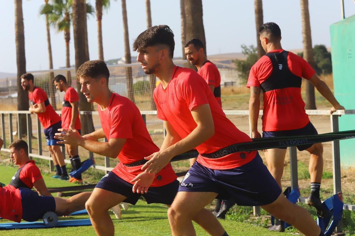 Cristian Delgado y Manuel Ortiz, durante una sesión de trabajo en la Ciudad Deportiva.