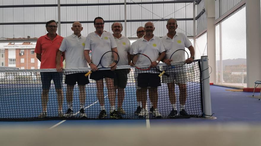 El Torneo de Tenis de Santiago y Santa Ana cumplió once ediciones: &quot;Recordamos viejos tiempos, cuando se jugaba en el frontón Regino&quot;