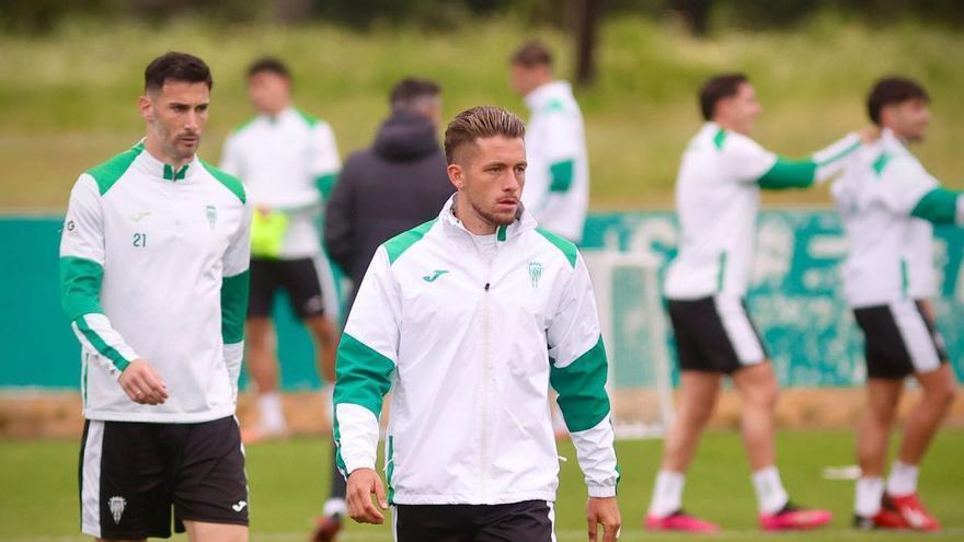 Isma Ruiz, entre los algodones y la sanción: baja clave en el Córdoba CF para la visita a la Cultural Leonesa