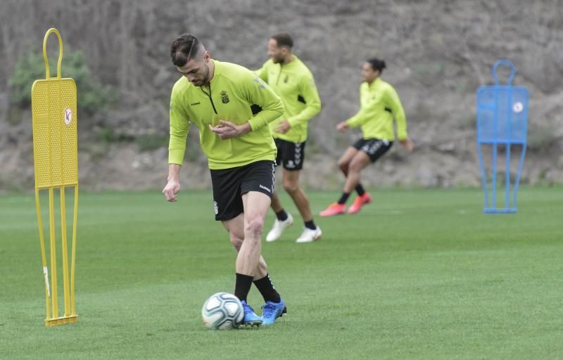 LAS PALMAS DE GRAN CANARIA. Entrenamiento de la UDLP  | 03/03/2020 | Fotógrafo: José Pérez Curbelo