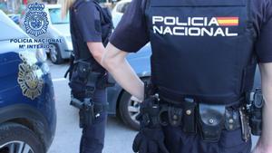 agentes de la policia nacional