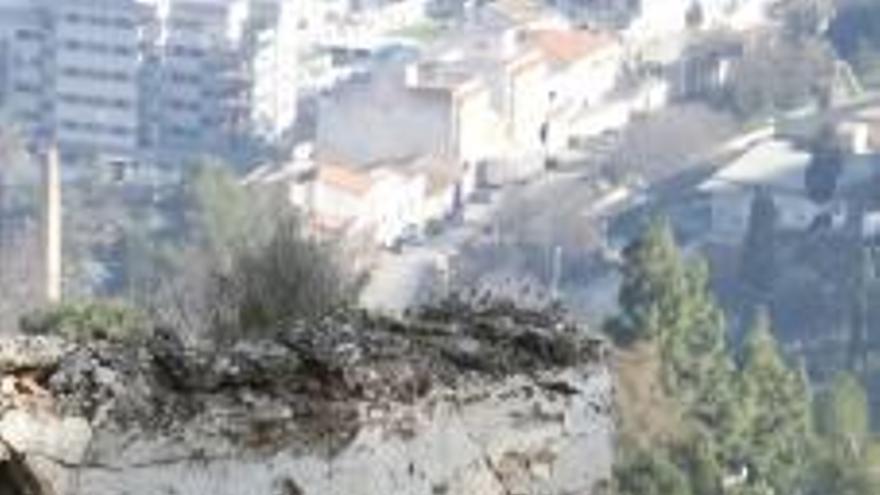 Las lluvias del último mes agravan el deterioro del castillo de Xàtiva