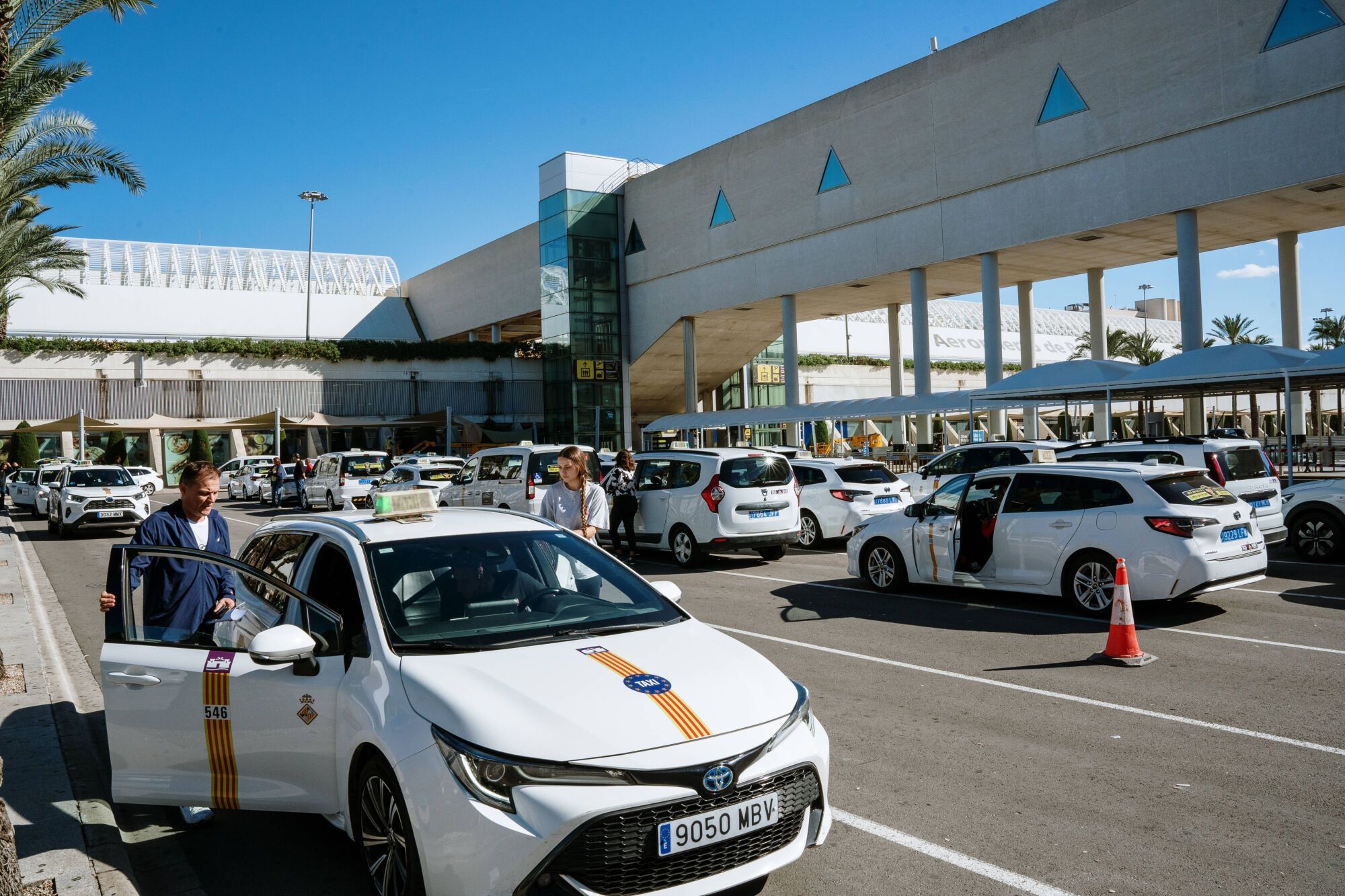 Taxis aeropuerto de Palma Son Sant Joan - Nueva parada de taxis - Obras aeropuerto