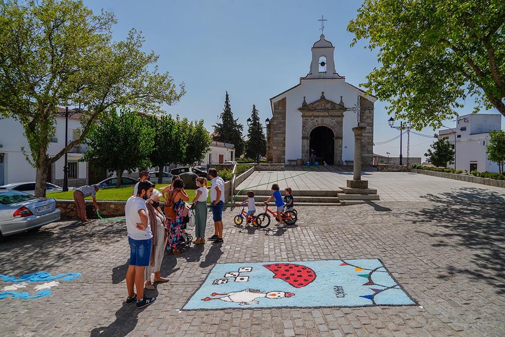 Alfombras para San Roque en Dos Torres