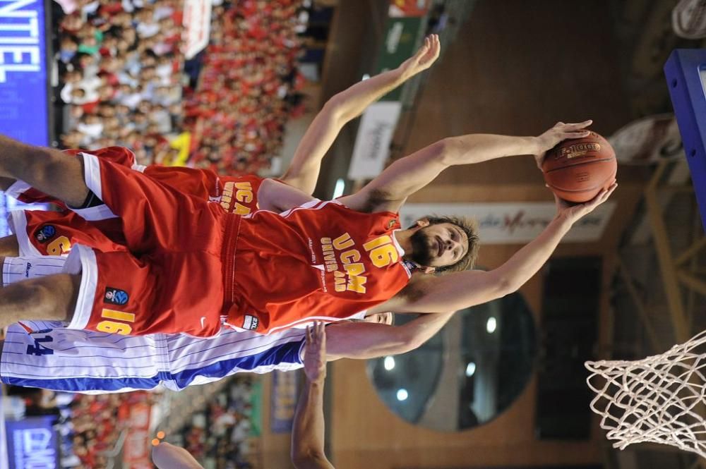 Triunfo en el debut del UCAM CB en la Eurocup