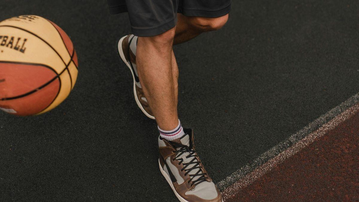 Rebaja histórica: las zapatillas de baloncesto más ligeras, cómodas y bonitas, ¡ahora por solo 40 €