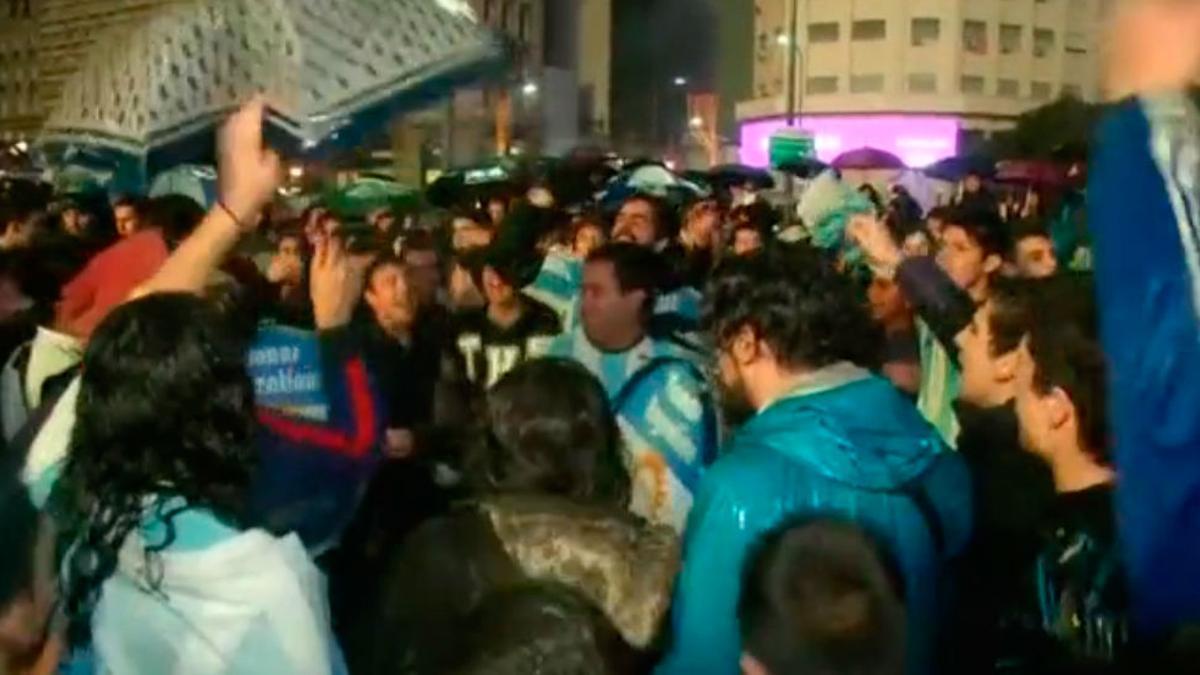 Argentina protesta por la marcha de Messi