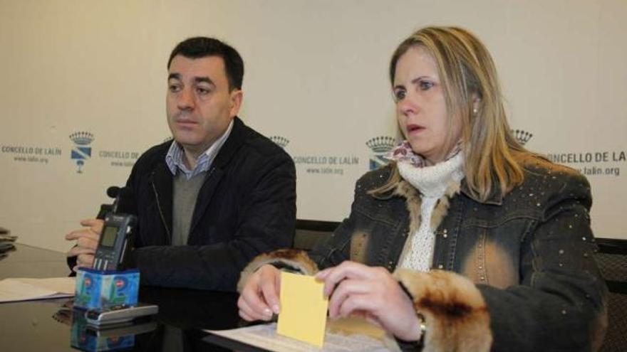 Román Rodríguez y Paz Pérez presentaron el protocolo de actuación en desahucios.  // Bernabé/Gutier